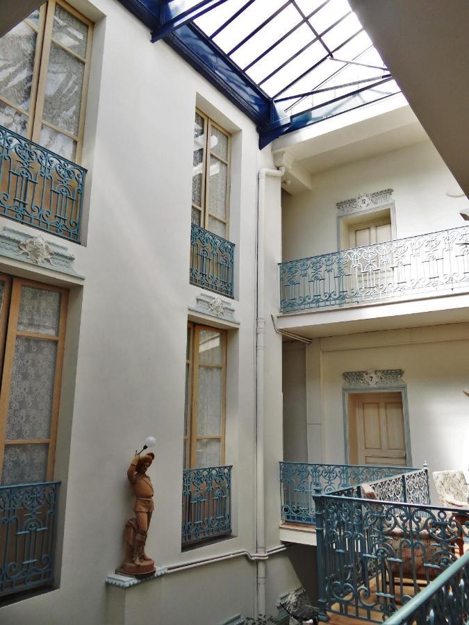 Hotel Marceillac Кастельсарразен Экстерьер фото